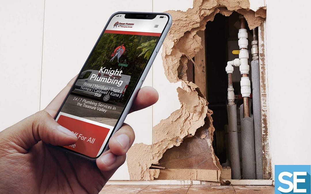 person using the knight plumbing website for their plumbing emergency